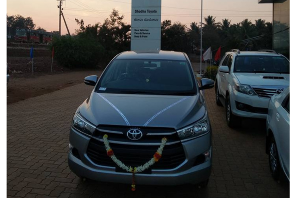 Spacious SUV for Family Travel from Dharwad by P & P Enterprises
